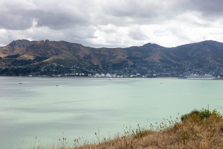 Photo of property in 10 Ohinehau Lane, Charteris Bay, Governors Bay, 8971