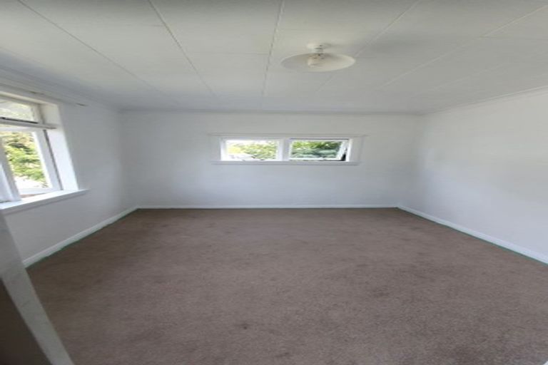 Photo of property in 31 Quinn Road, Levin, 5510