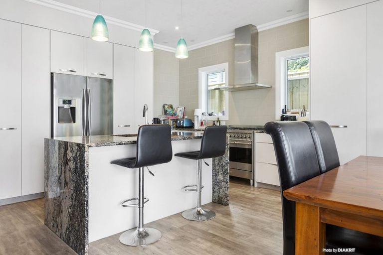 Photo of property in 11 Humber Street, Island Bay, Wellington, 6023