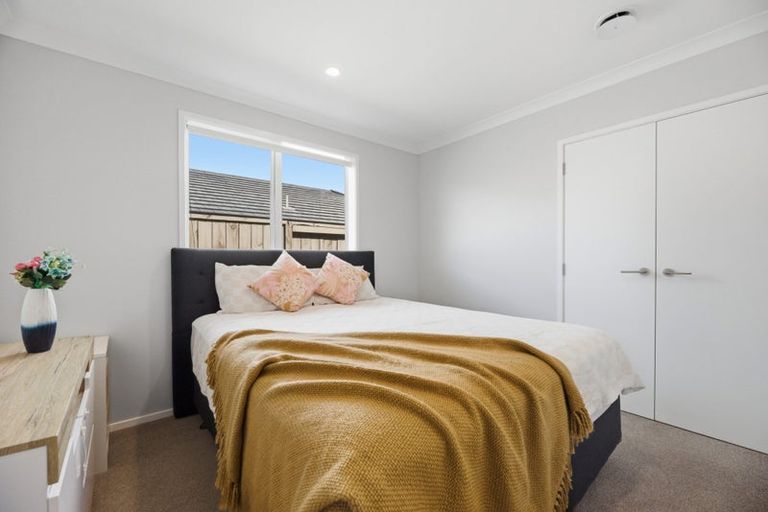 Photo of property in 4a Tiria Drive, Papamoa Beach, Papamoa, 3118