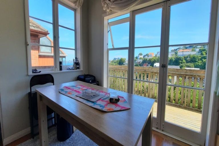 Photo of property in 120 Cashmere Avenue, Khandallah, Wellington, 6035