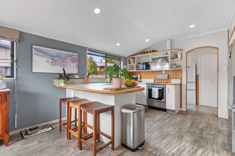 Photo of property in 24 Tennyson Drive, Owhata, Rotorua, 3010