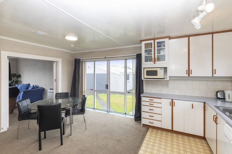 Photo of property in 3 Oriana Crescent, Hornby, Christchurch, 8042