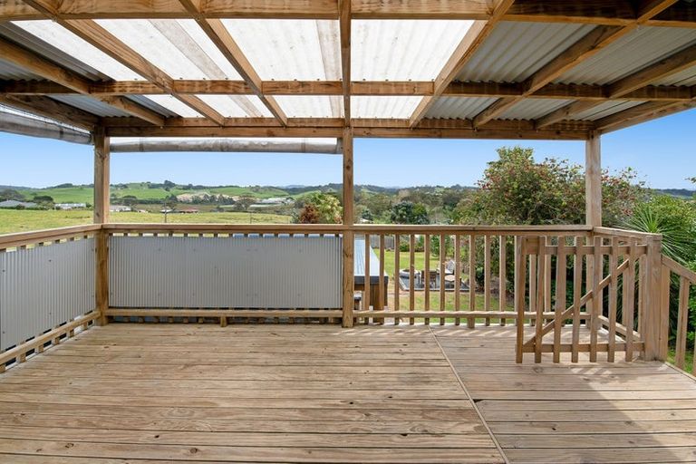 Photo of property in 2 Foster Crescent, Snells Beach, 0920