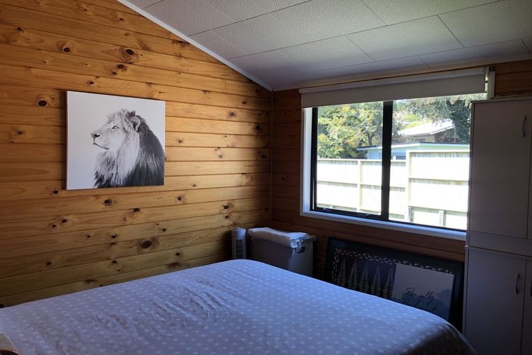 Photo of property in 42a Matipo Road, Mairangi Bay, Auckland, 0630