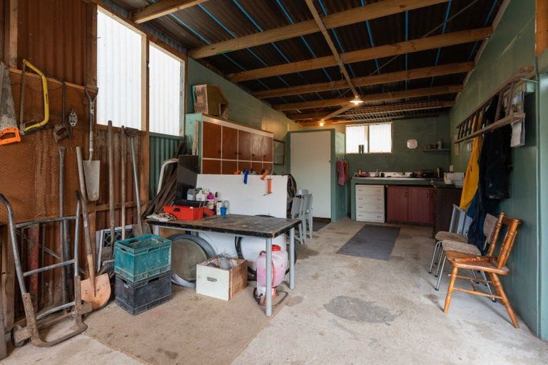 Photo of property in 1797 State Highway 3, Awahuri, Palmerston North, 4479