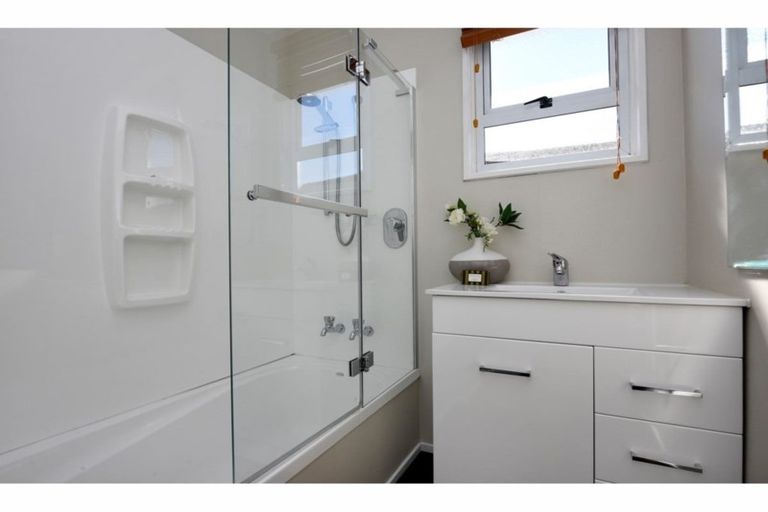 Photo of property in 43 Tennyson Crescent, Stoke, Nelson, 7011