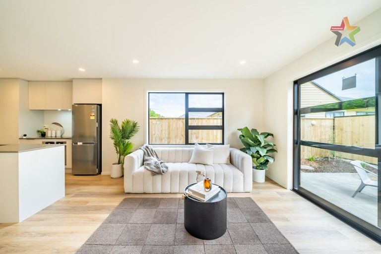 Photo of property in 1/25 Bush Street, Naenae, Lower Hutt, 5011