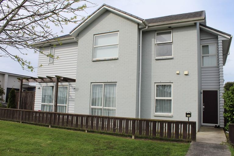 Photo of property in 233 Porchester Road, Takanini, 2112