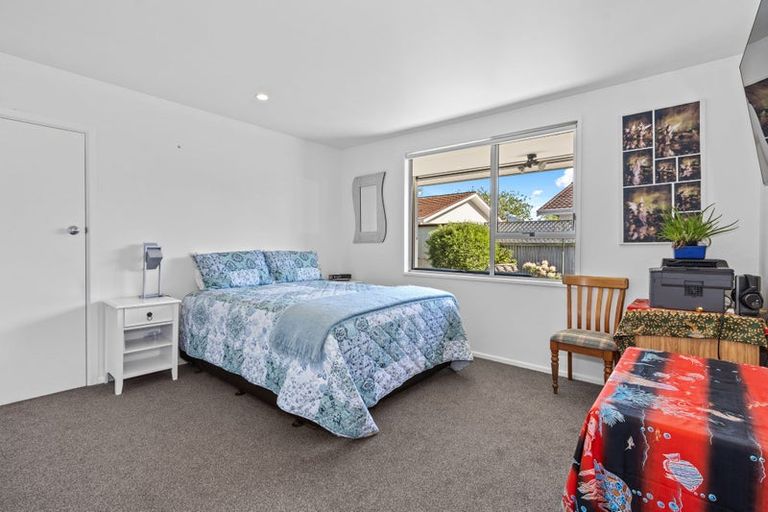 Photo of property in 1/4 Dilworth Street, Riccarton, Christchurch, 8011
