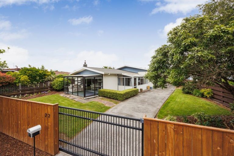 Photo of property in 22 Palliser Place, Milson, Palmerston North, 4414