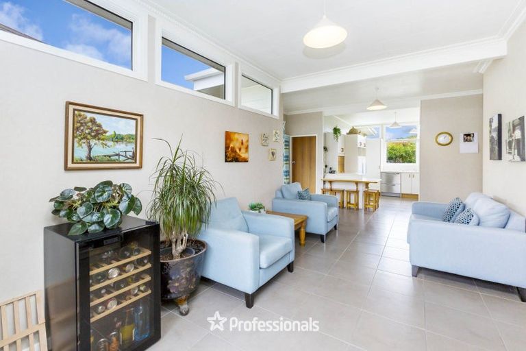 Photo of property in 9 Brentwood Street, Trentham, Upper Hutt, 5018