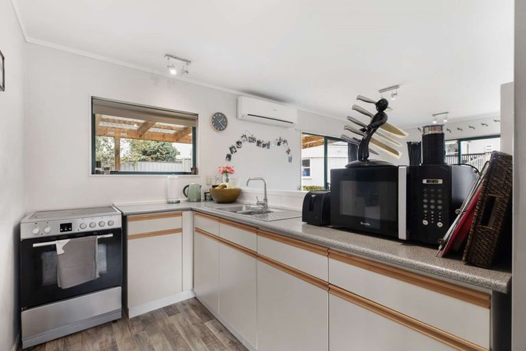 Photo of property in 33a Helvetia Road, Pukekohe, 2120