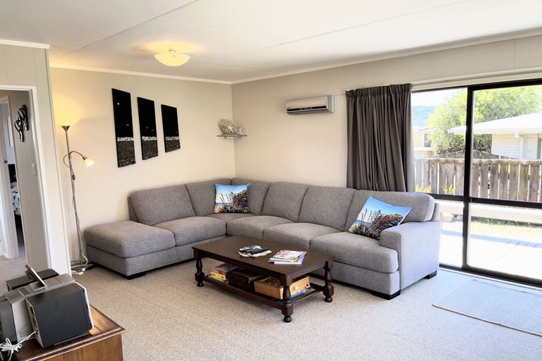 Photo of property in 115b Charleston Avenue, Whangamata, 3620