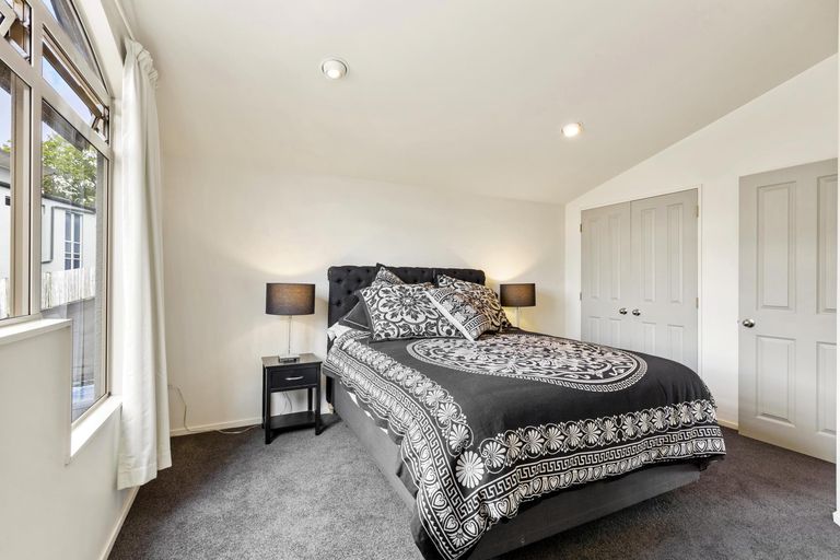 Photo of property in 6/20 Ruakiwi Road, Hamilton Lake, Hamilton, 3204