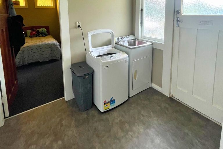 Photo of property in 28 Cumbrae Place, Aramoho, Whanganui, 4500