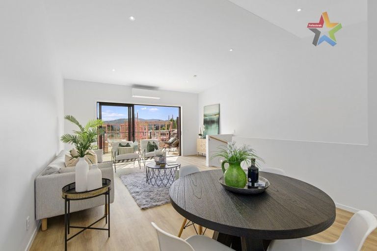 Photo of property in 29/33 Raukawa Street, Stokes Valley, Lower Hutt, 5019