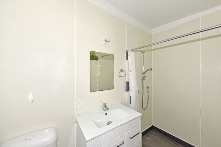 Photo of property in 4 Aldgate Street, Redwood, Christchurch, 8051