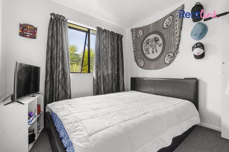 Photo of property in 43a Lyn Grove, Papamoa Beach, Papamoa, 3118