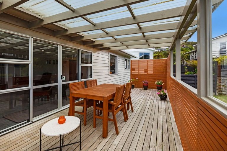 Photo of property in 4 Spey Place, Papakowhai, Porirua, 5024