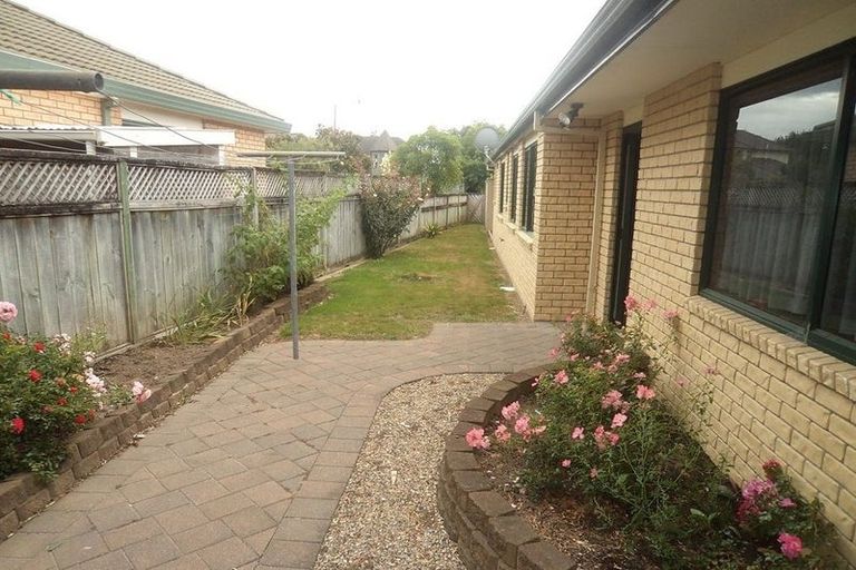 Photo of property in 33 Keswick Crescent, Huntington, Hamilton, 3210