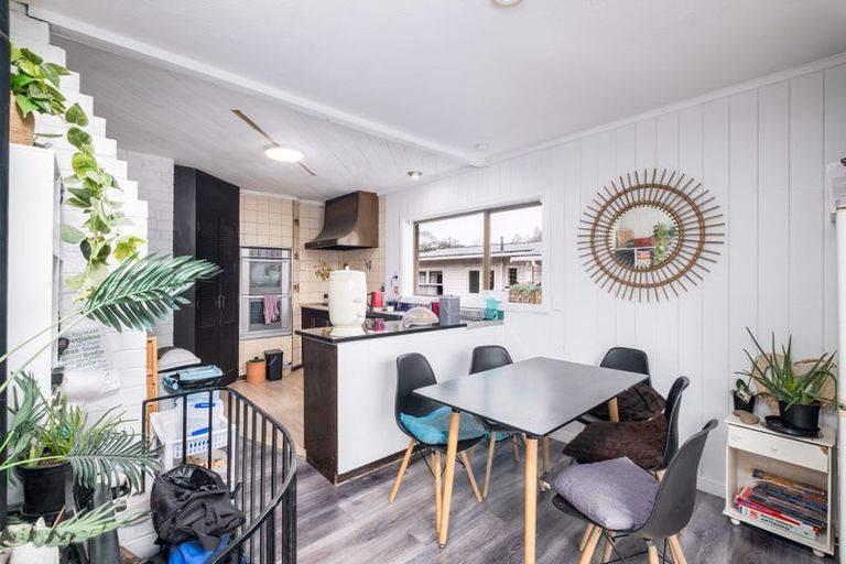 Photo of property in 16 Jade Avenue, Pakuranga Heights, Auckland, 2010