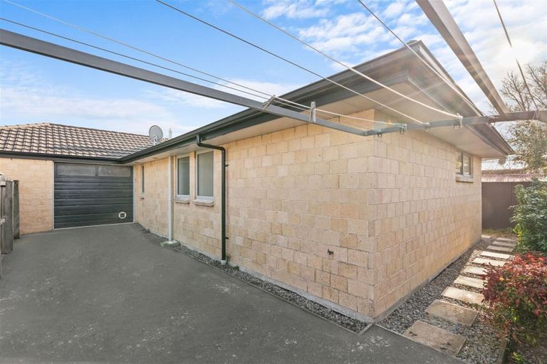 Photo of property in 98 Gilberthorpes Road, Hei Hei, Christchurch, 8042