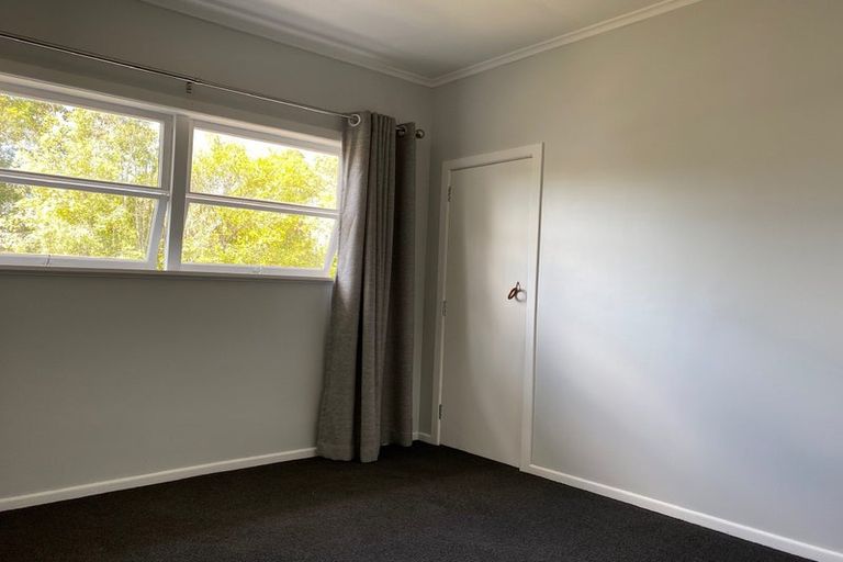 Photo of property in 115 Glengarry Road, Glen Eden, Auckland, 0602