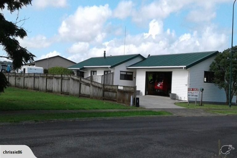 Photo of property in 28 Protea Crescent, Whitianga, 3510