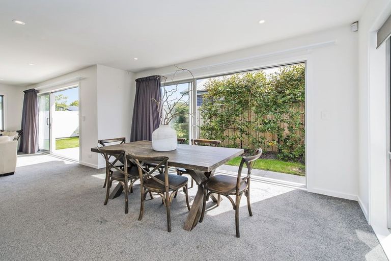 Photo of property in 6 Atap Place, Northwood, Christchurch, 8051