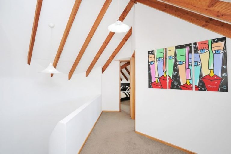 Photo of property in 96 Terrace Street, Rosedale, Invercargill, 9810