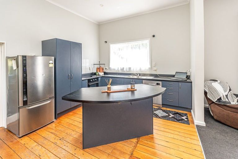 Photo of property in 9 Kelvin Street, Aramoho, Whanganui, 4500