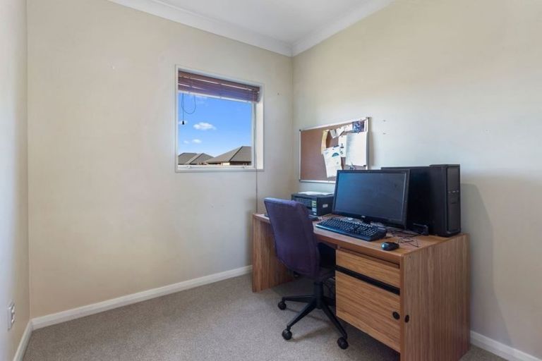Photo of property in 70 Rowse Street, Rangiora, 7400