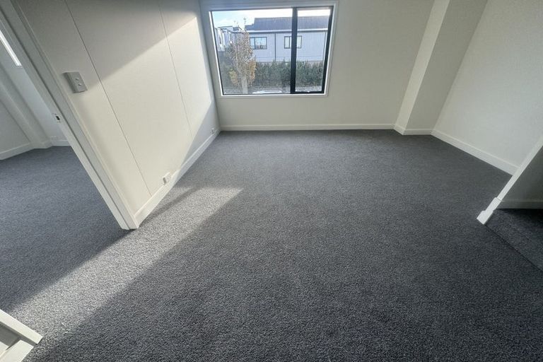 Photo of property in 44e Westgate Drive, Westgate, Auckland, 0614