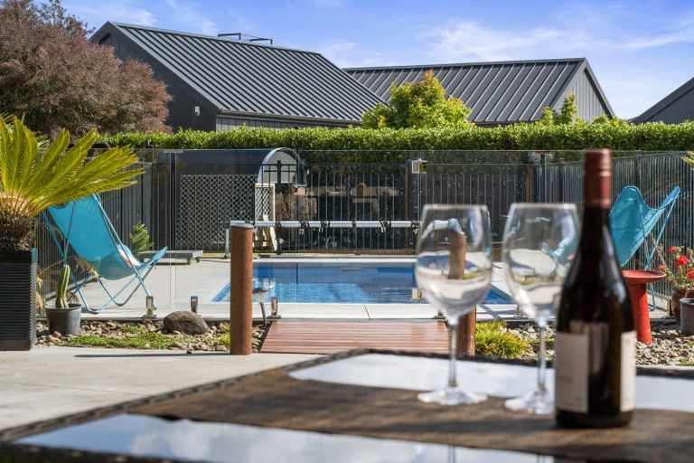 Photo of property in 71 Alan Livingston Drive, Cambridge, 3434