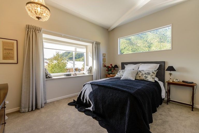 Photo of property in 1a Matai Place, Waikawa, Picton, 7220