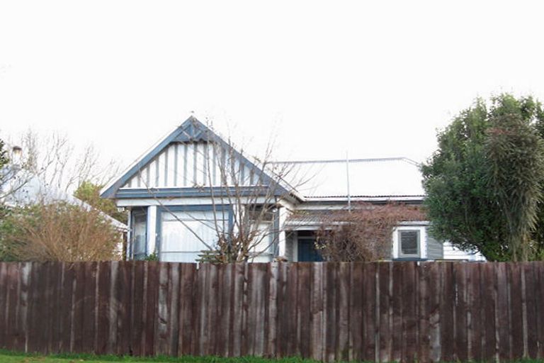 Photo of property in 2/133 Caledonian Road, St Albans, Christchurch, 8014