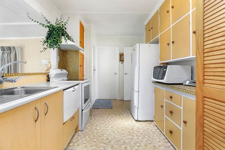 Photo of property in 148 Brunton Crescent, Thames, 3500