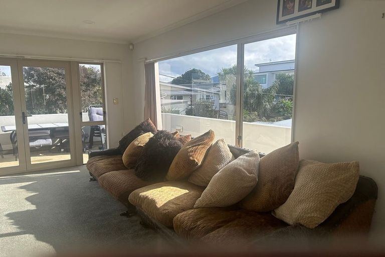 Photo of property in 118 Seaview Road, Paraparaumu Beach, Paraparaumu, 5032