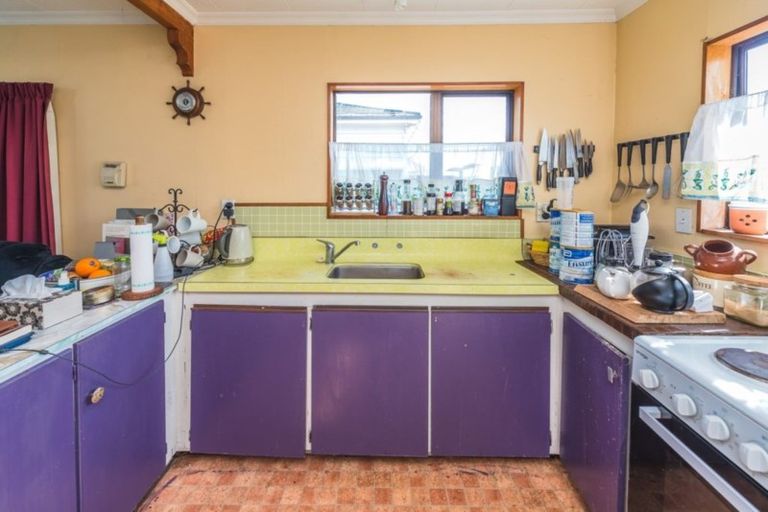 Photo of property in 60 Heads Road, Gonville, Whanganui, 4501