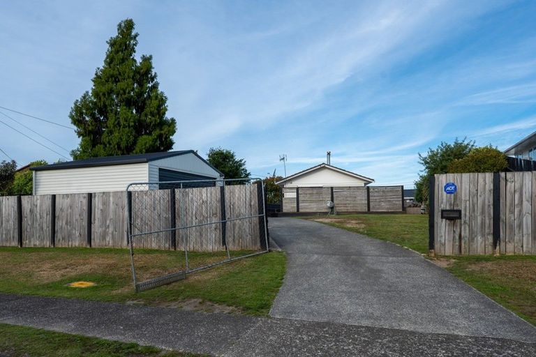 Photo of property in 16 Alison Street, Mangakakahi, Rotorua, 3015