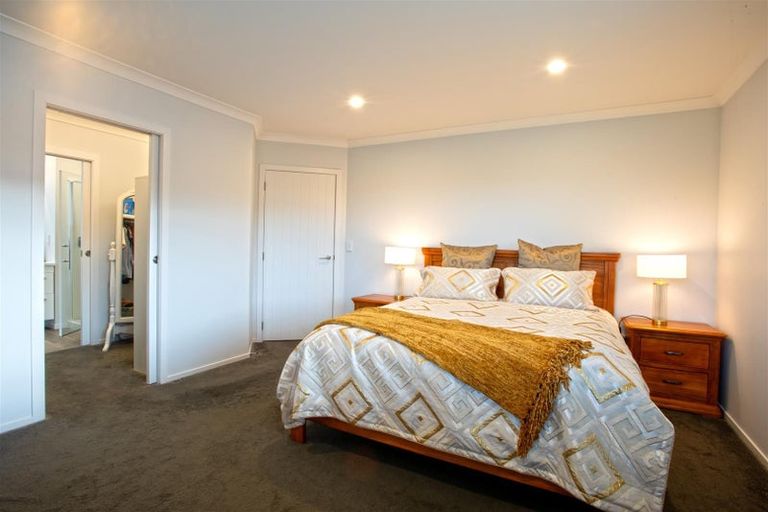 Photo of property in 36 Kurth Crescent, Silverstream, Upper Hutt, 5019