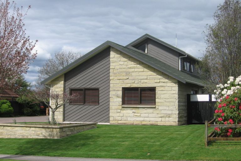 Photo of property in 31 Icarus Place, Sunnybrook, Rotorua, 3015