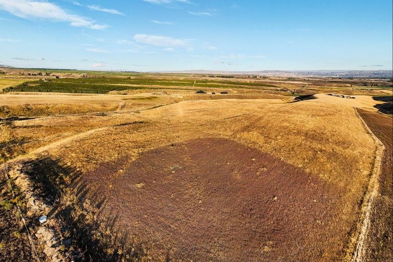 Photo of property in 35 Kordia Way, Waikerikeri, 9391