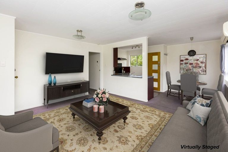 Photo of property in 11b Gemstone Drive, Birchville, Upper Hutt, 5018