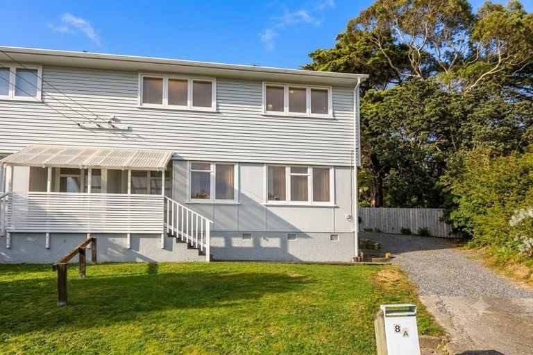 Photo of property in 8a-8b Devon Place, Cannons Creek, Porirua, 5024