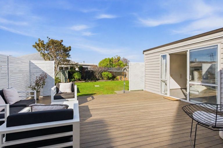 Photo of property in 55 Hargest Crescent, Saint Kilda, Dunedin, 9012