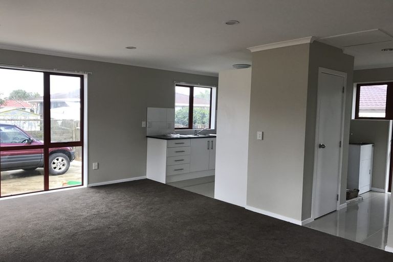 Photo of property in 399 Bucklands Beach Road, Bucklands Beach, Auckland, 2012