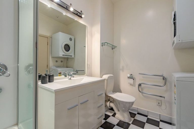 Photo of property in 5 Cheshire Street, Cannons Creek, Porirua, 5024