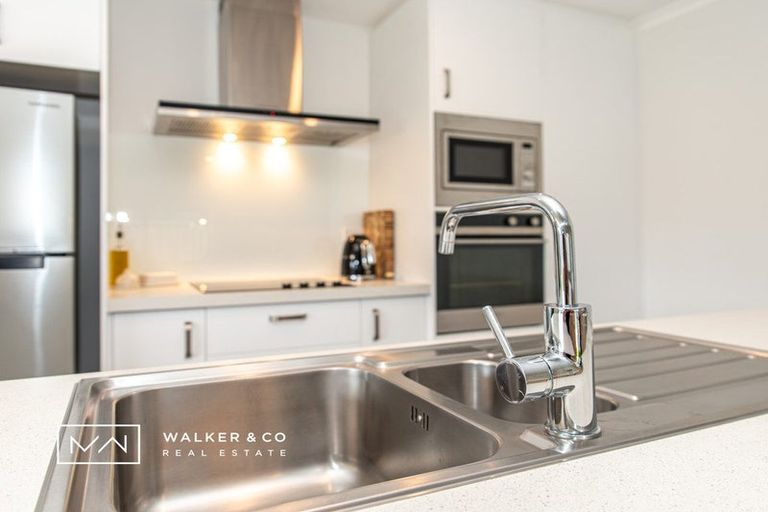 Photo of property in 42 Te Kaeaea Crescent, Wallaceville, Upper Hutt, 5018